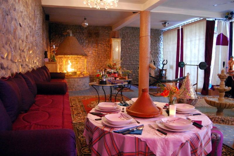 Bed and Breakfast Le Temps De Vivre Варзазат Екстер'єр фото